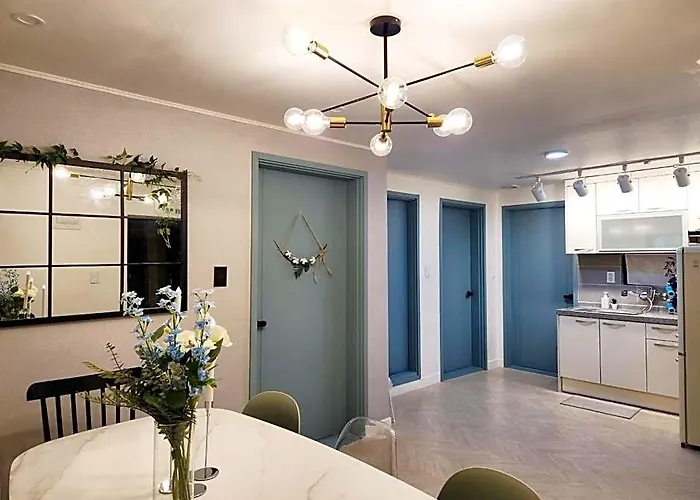ホテル Sweet Luna#2 Hongdae Stn.4min 3br & Rooftop ソウル特別市