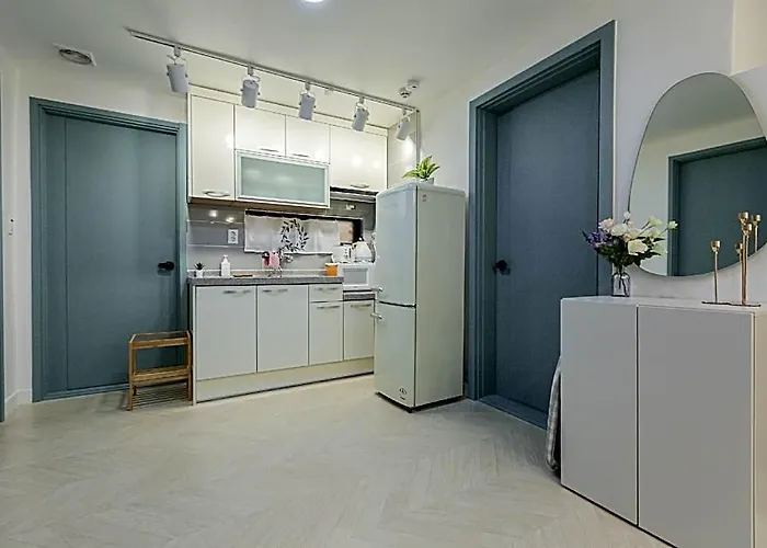 ホテル Sweet Luna#2 Hongdae Stn.4min 3br & Rooftop ソウル特別市